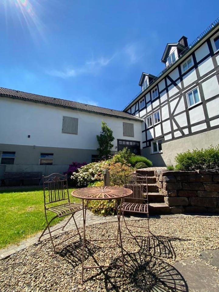 Hof Hallenberg Exterior foto